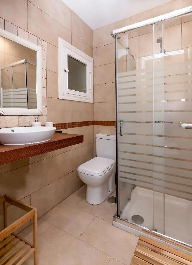 Apartamentos Juan De Padilla Malaga Apartment